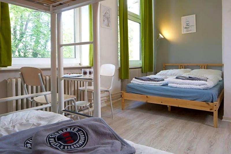 Flensbed Hostel & Boardinghouse image