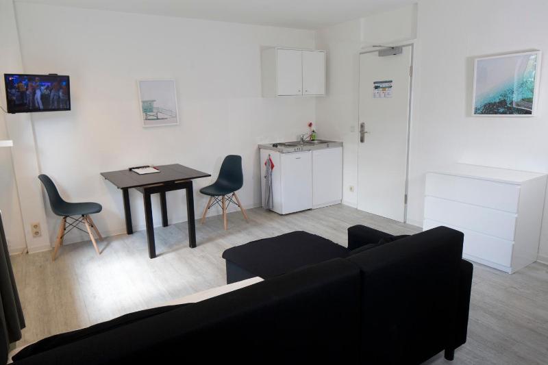Flensbed Hostel & Boardinghouse image