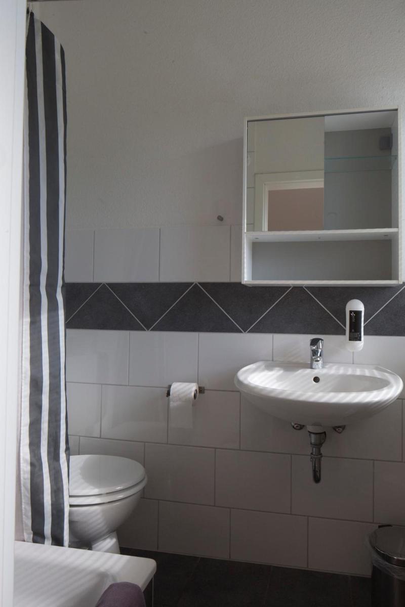 Flensbed Hostel & Boardinghouse image