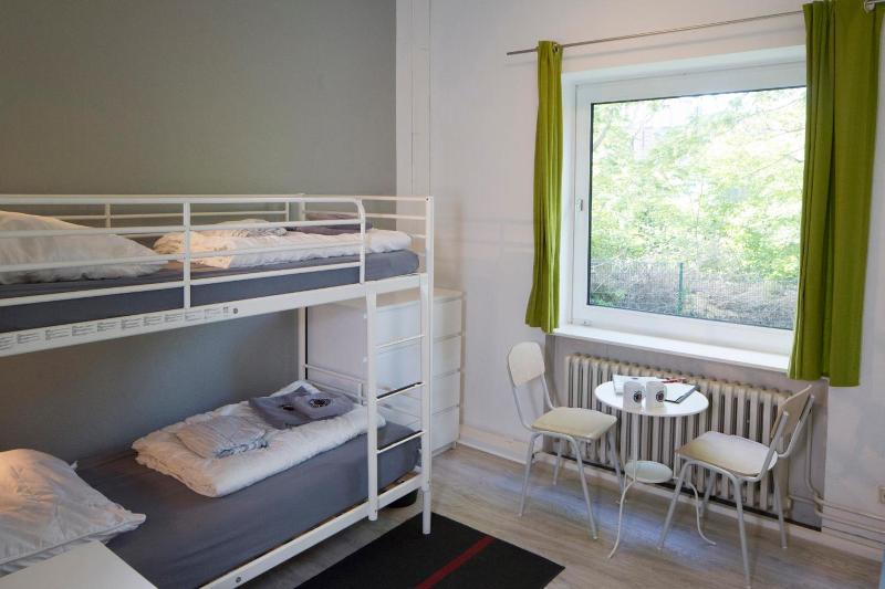 Flensbed Hostel & Boardinghouse image