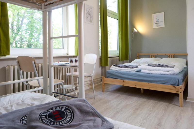 Flensbed Hostel & Boardinghouse image