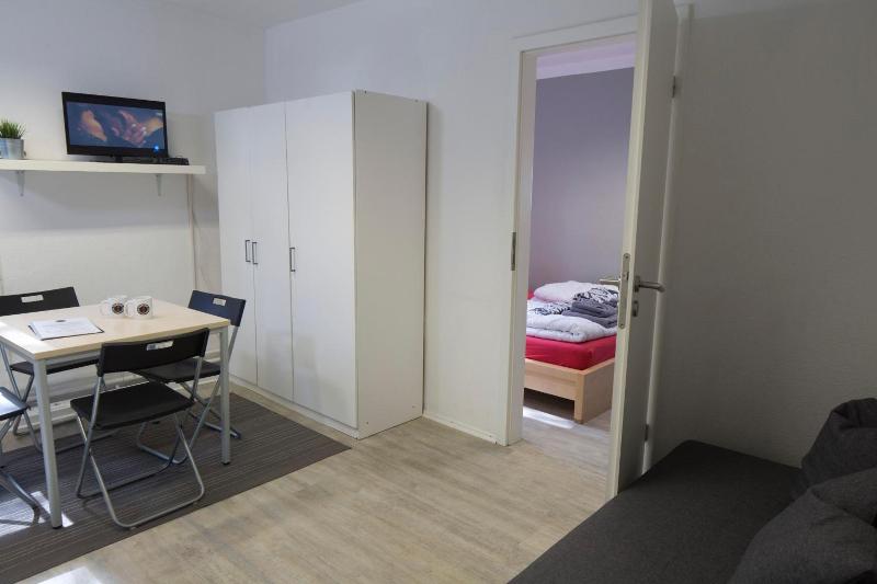 Flensbed Hostel & Boardinghouse image