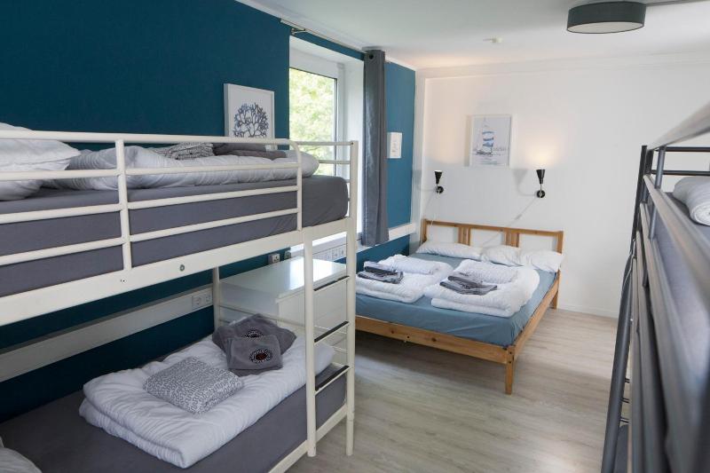 Flensbed Hostel & Boardinghouse image