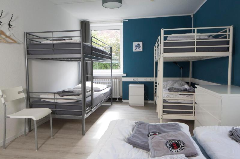 Flensbed Hostel & Boardinghouse image