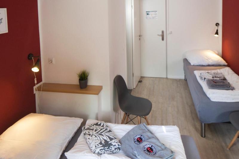 Flensbed Hostel & Boardinghouse image