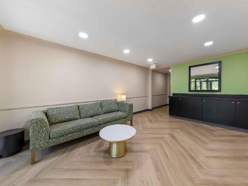 Extended Stay Deluxe FLD-Cypress Creek image