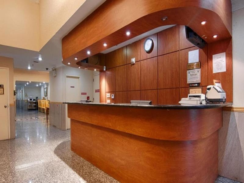 Flushing Hotel image