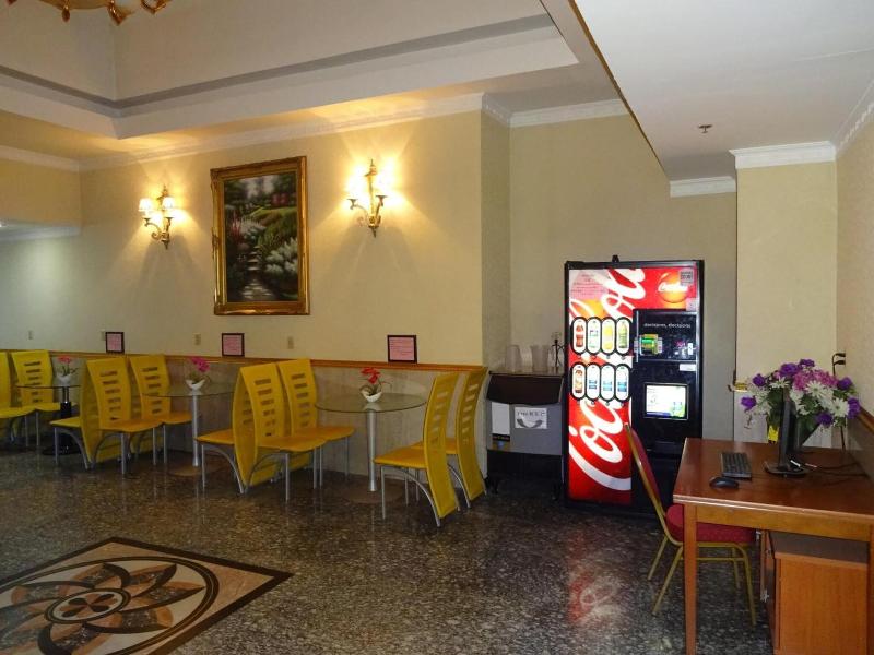 Flushing Hotel image