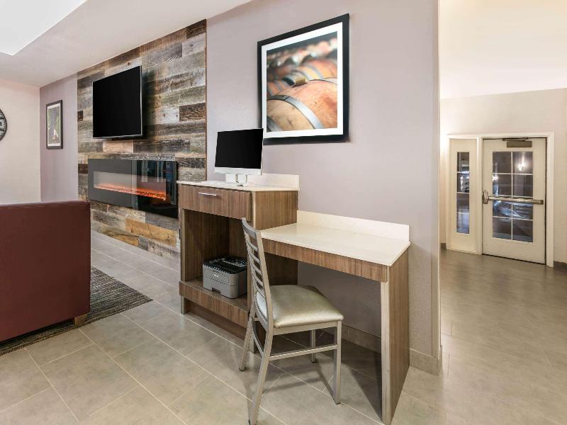 La Quinta Inn & Suites Fredericksburg