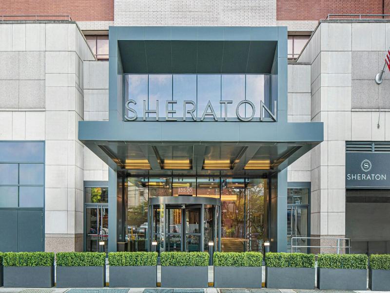 Sheraton Laguardia East image