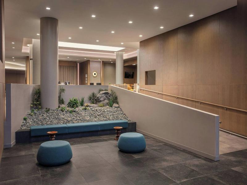 Sheraton Laguardia East image