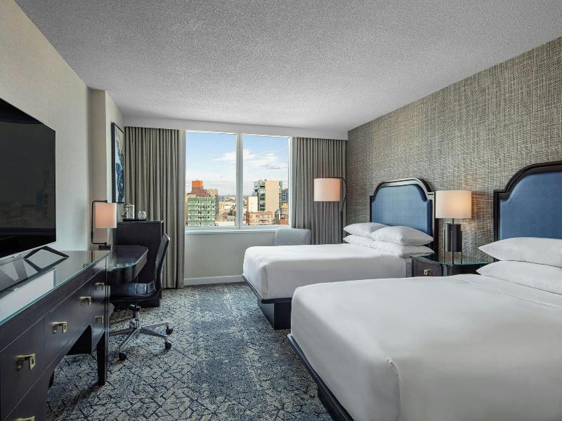 Sheraton Laguardia East image