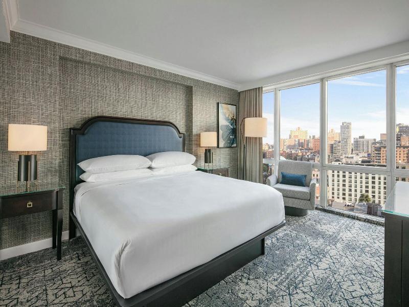 Sheraton Laguardia East image