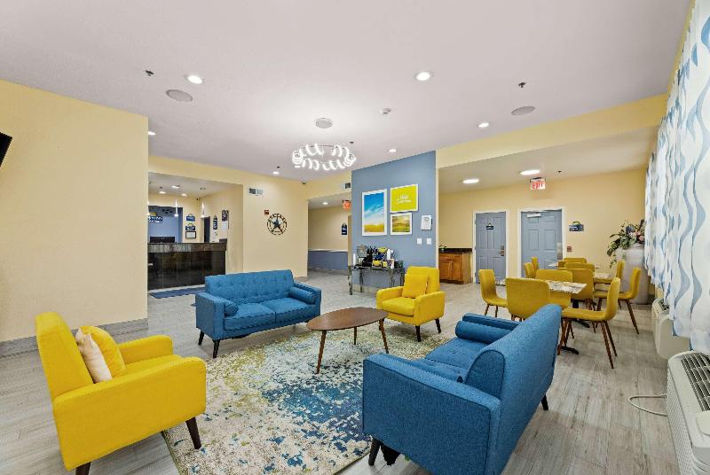 Days Inn & Suites Euless Dfw Airport South image