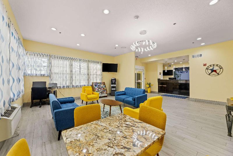 Days Inn & Suites Euless Dfw Airport South image