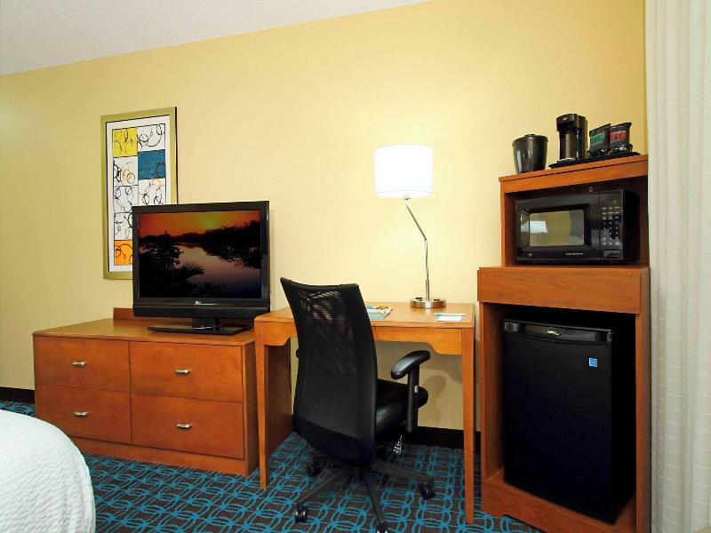 Fairfield Inn By Marriott Colorado Springs South image