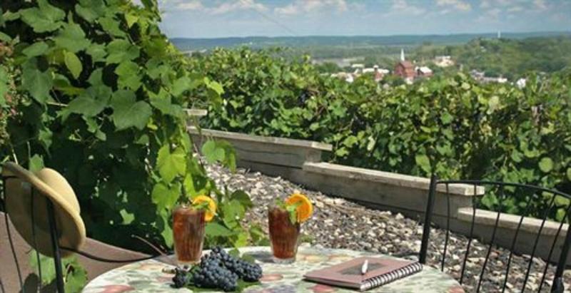 Hermann Hill Vineyard & Inn image