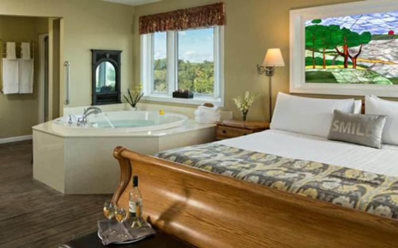 Hermann Hill Vineyard & Inn image