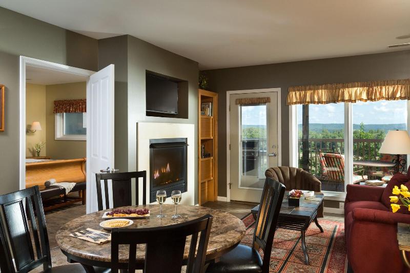 Hermann Hill Vineyard & Inn image