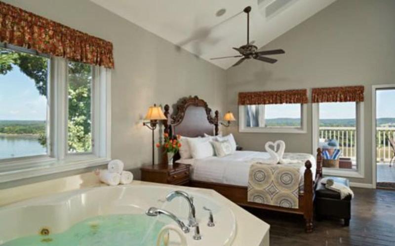Hermann Hill Vineyard & Inn image