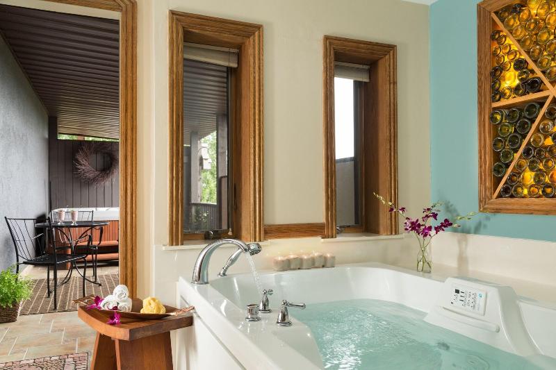 Hermann Hill Vineyard & Inn image