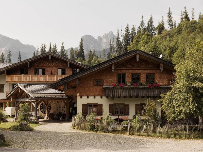 Schossanger Alp image