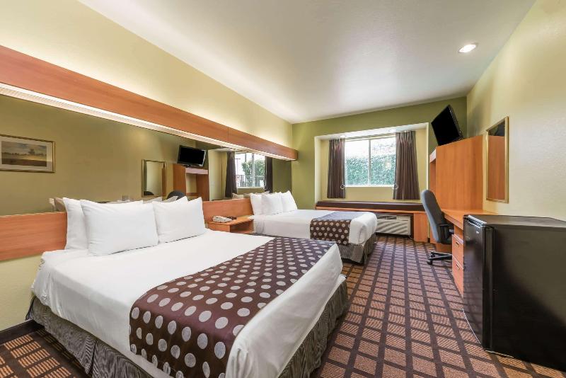 MICROTEL INN & SUITES BY WYNDHAM FT. WORTH NORTH/