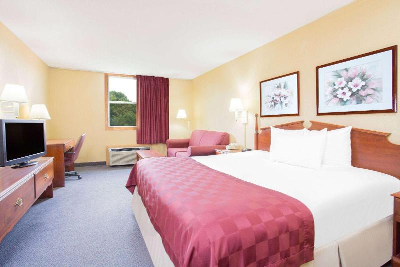 Ramada by Wyndham Angola/Fremont Area image