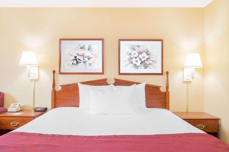 Ramada by Wyndham Angola/Fremont Area image