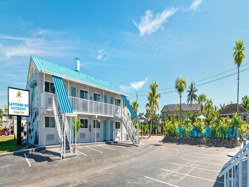 Tip Top Isles Resort & Marina image