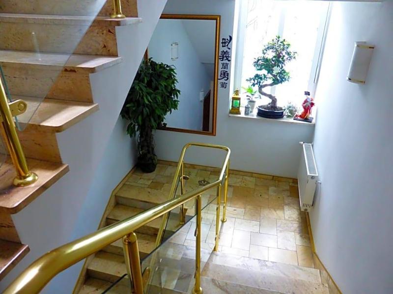 Am Schloß image