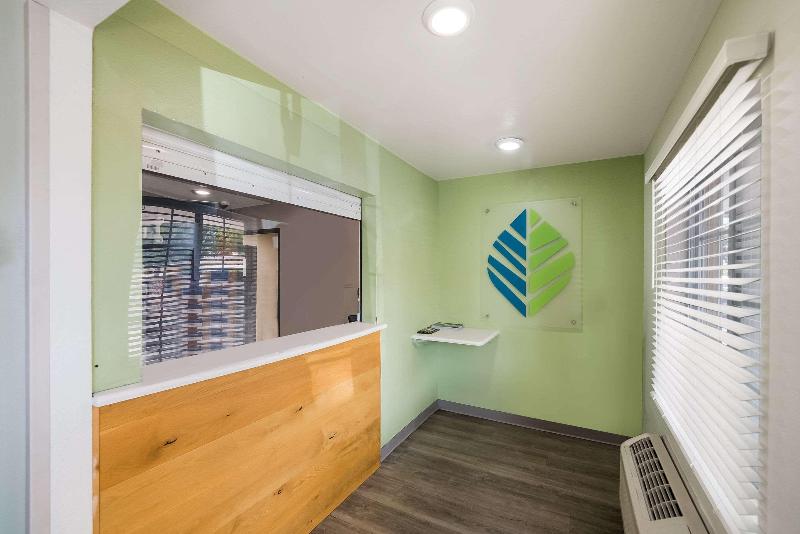 WoodSpring Suites Fort Worth Fossil Creek image