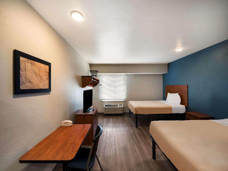 WoodSpring Suites Fort Worth Fossil Creek image