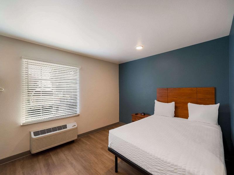 WoodSpring Suites Fort Worth Fossil Creek image