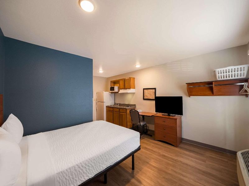 WoodSpring Suites Fort Worth Fossil Creek image