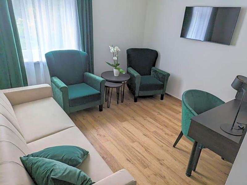 Seehotel Ecktannen image