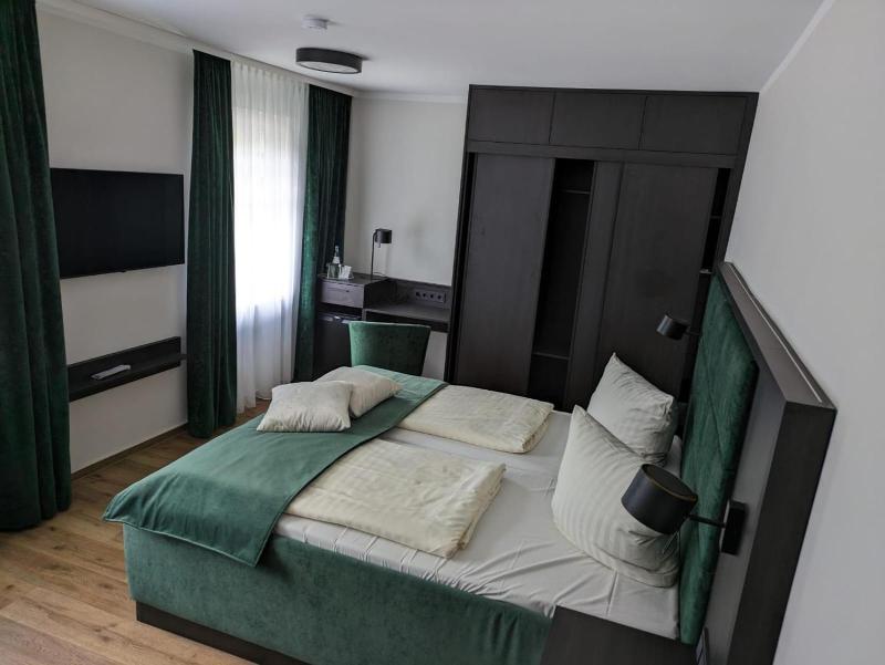 Seehotel Ecktannen image