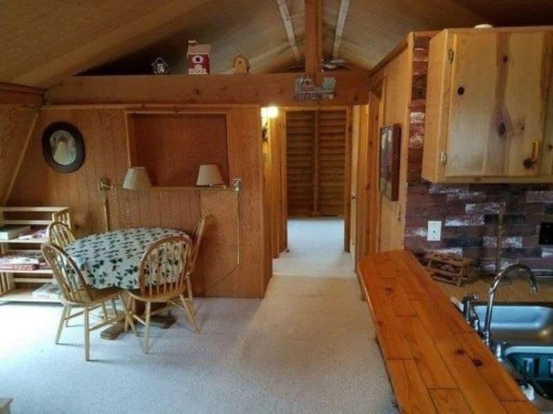 Black Forest B&B Lodge & Cabins image