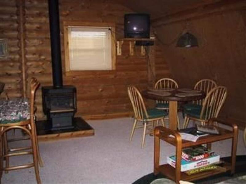 Black Forest B&B Lodge & Cabins image