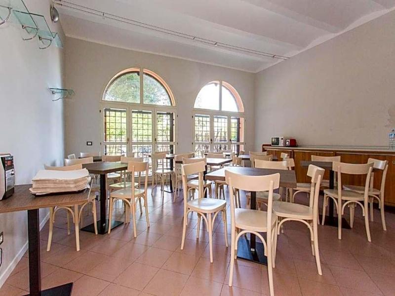 Student's Hostel Estense image