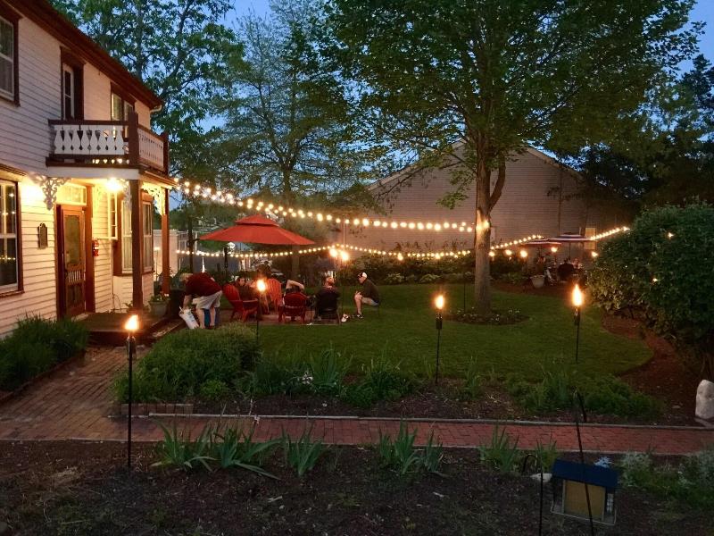 Captain Wohlt Inn image