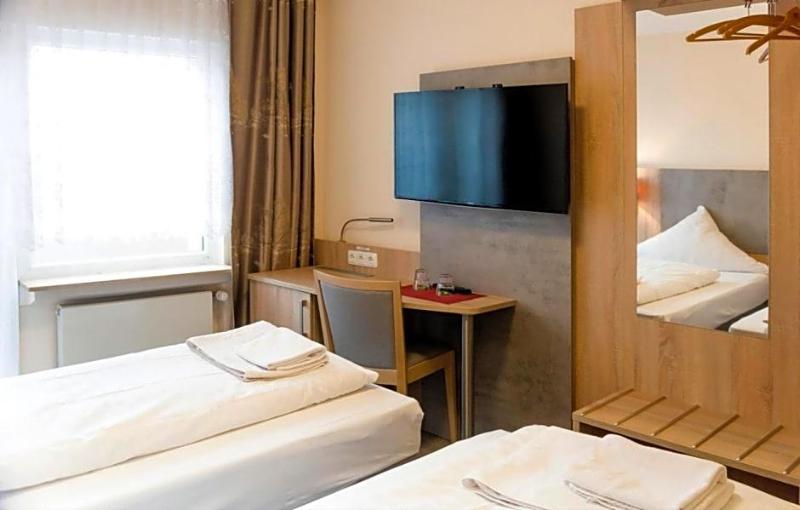 Hotel Royal Frankfurt  image