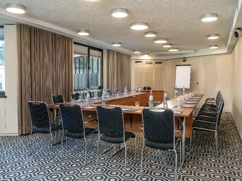Maritim Hotel Bad Homburg image