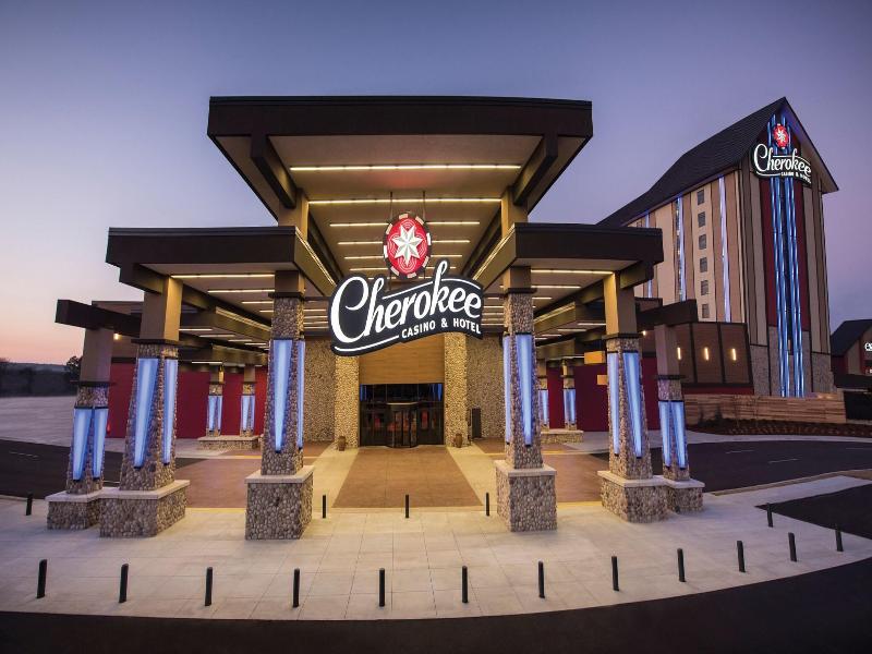 Cherokee Casino Inn - Roland