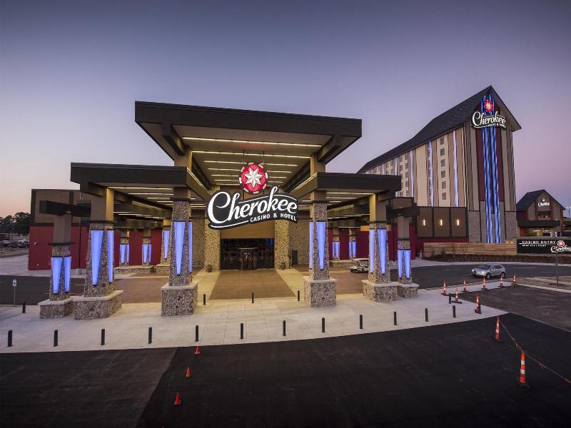Cherokee Casino Inn - Roland