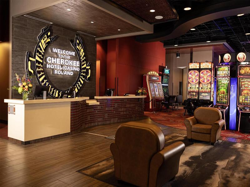 Cherokee Casino Inn - Roland image