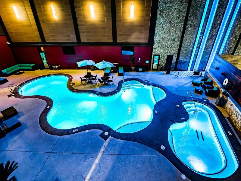 Cherokee Casino Inn - Roland