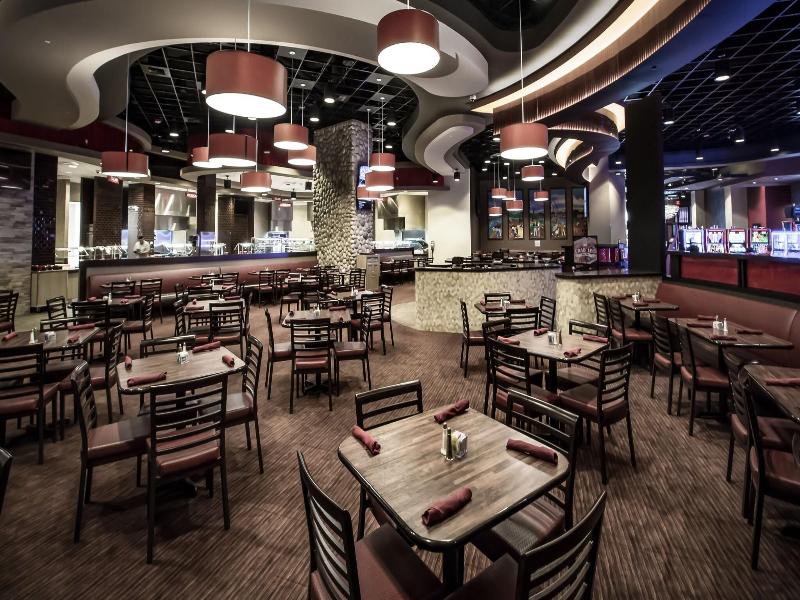 Cherokee Casino Inn - Roland