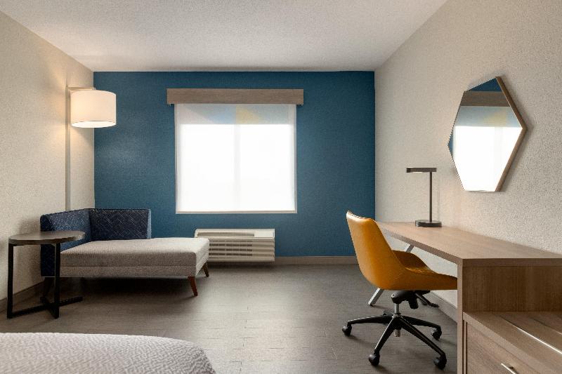 Holiday Inn Express Fort Lauderdale Airport South image