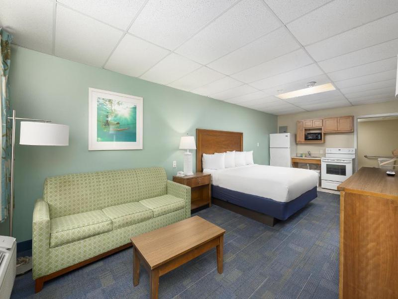 Beachside Resort Panama City Beach image